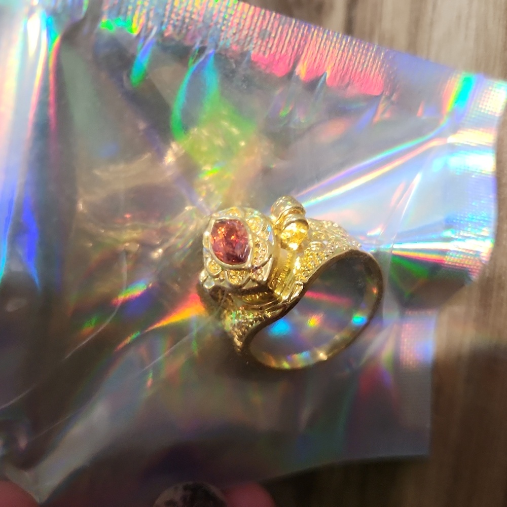 Gold Poison Ring with Orange Gemstone Size 7 - Picture 15 of 15